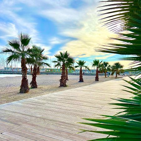 Magnifique Duplex Vue Mer Menton Luaran gambar