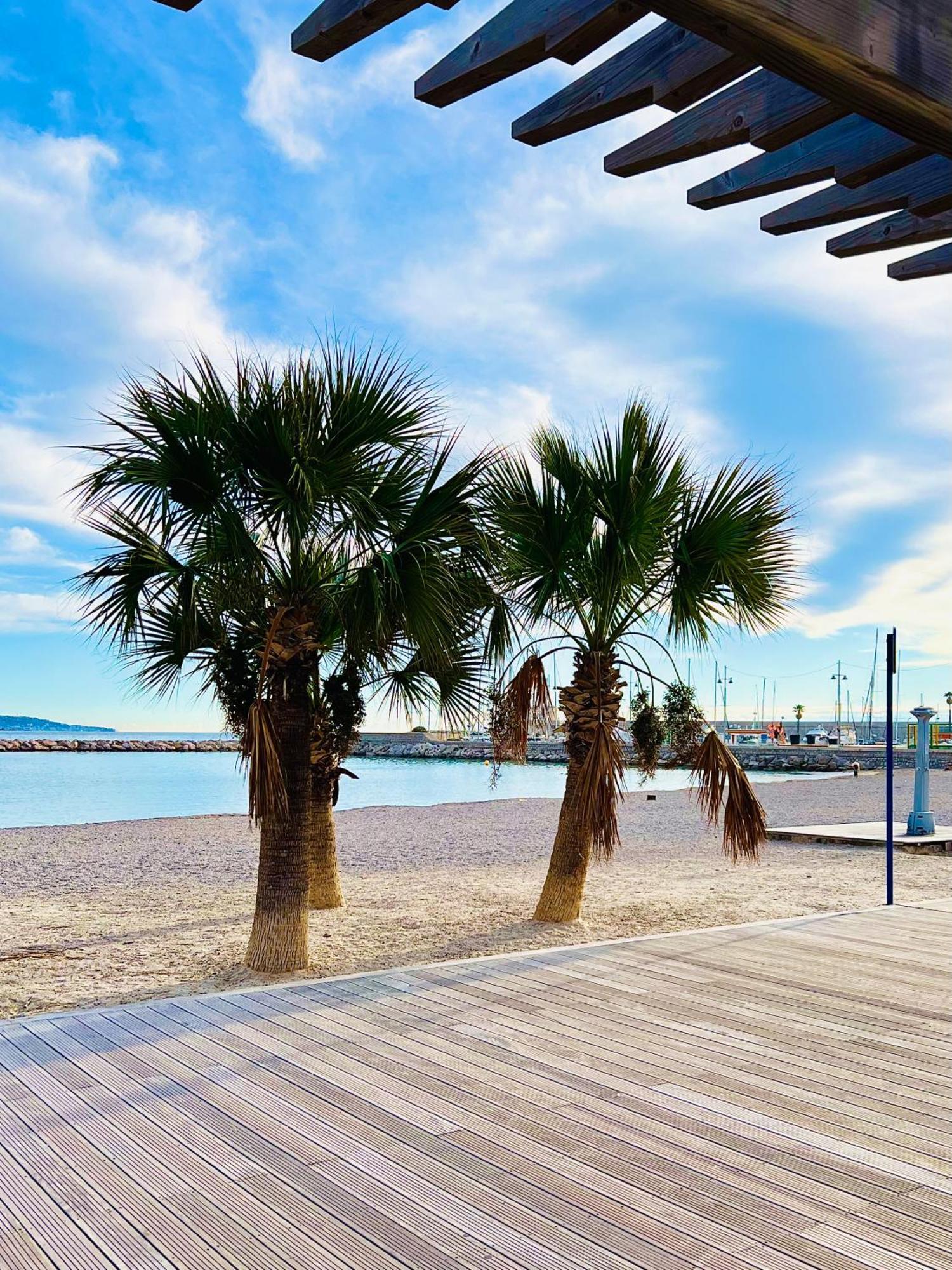Magnifique Duplex Vue Mer Menton Luaran gambar